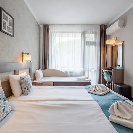 Otel Park Asenevtsi Tırnova
