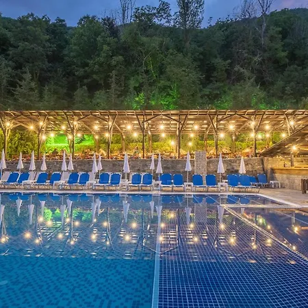 Park Asenevtsi Otel Tırnova